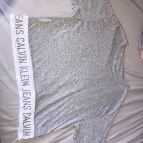 CALVIN KLEIN T-SHIRT - Picture 1 of 4